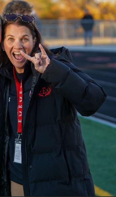 1stDownAntlers's tweet photo. Congrats to @mrsfjell on her being selected as the NSIAAA Emerging AD of the Year 👏👏👏

She cares deeply about the staff and students at Elkhorn High and we are so lucky to have her leading our activities department! 🦌🏈🏆 https://t.co/HL6eVBq9H6