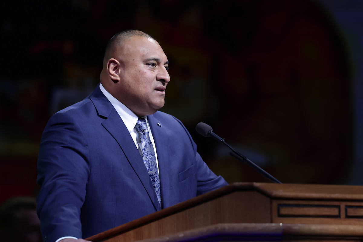 "You’re going to experience adversity and difficult times. You’re in it, congratulations. You’re seeking the Divine design set for you. Heartbreak means you’re a step closer to finding true love, struggles in school means you’re learning new skills, struggling financially means