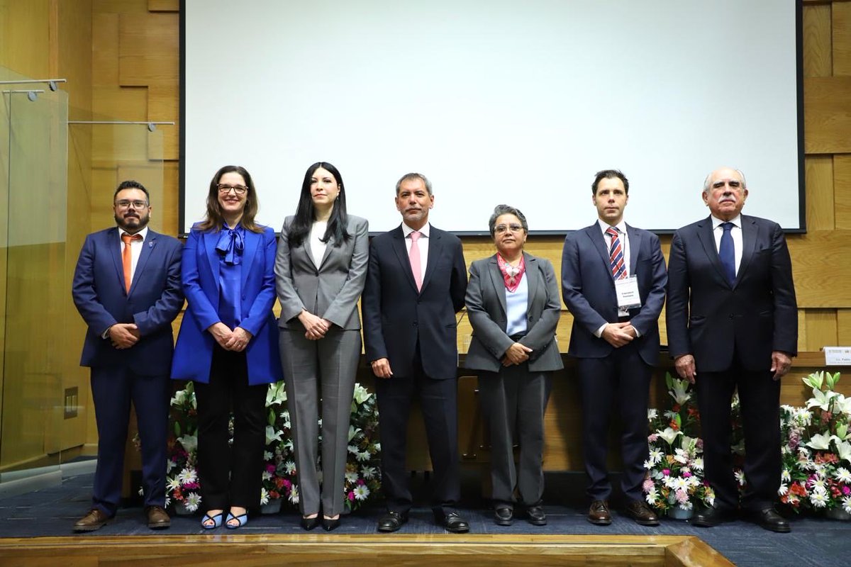 Edgar Amador Zamora (@edgar_amador_z) on Twitter photo Fue un gusto participar hoy, en la sede de <a href="/Banxico/">Banco de México</a>, en la inauguración del Curso Pre Evaluación Mutua de México ante el Grupo de Acción Financiera Internacional, con Victoria Rodríguez <a href="/Banxico/">Banco de México</a>; Raquel Buenrostro <a href="/BuenGobierno_mx/">Buen Gobierno México 🇲🇽</a>; Pablo Gómez de la UIF y representantes del GAFI. Fue un gusto participar hoy, en la sede de <a href="/Banxico/">Banco de México</a>, en la inauguración del Curso Pre Evaluación Mutua de México ante el Grupo de Acción Financiera Internacional, con Victoria Rodríguez <a href="/Banxico/">Banco de México</a>; Raquel Buenrostro <a href="/BuenGobierno_mx/">Buen Gobierno México 🇲🇽</a>; Pablo Gómez de la UIF y representantes del GAFI.