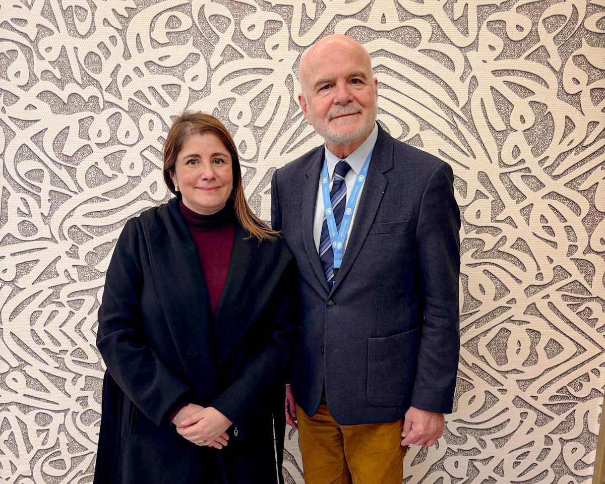 Defensoría del Pueblo (@defensoriacol) on Twitter photo La Defensora del Pueblo <a href="/MarnIris/">Iris Marín Ortiz</a> se reunió con el Sr. Michel Forst, Relator Especial de Naciones Unidas para los Defensores del Medio Ambiente en el marco de la Convención de Aarhus.
Durante el encuentro, la Defensora presentó las acciones adelantadas por la Defensoría para La Defensora del Pueblo <a href="/MarnIris/">Iris Marín Ortiz</a> se reunió con el Sr. Michel Forst, Relator Especial de Naciones Unidas para los Defensores del Medio Ambiente en el marco de la Convención de Aarhus.
Durante el encuentro, la Defensora presentó las acciones adelantadas por la Defensoría para