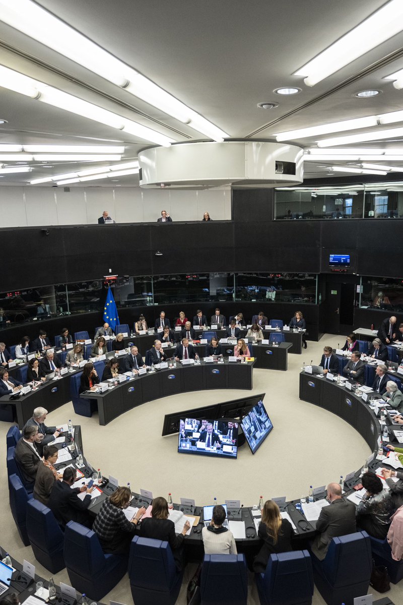 Just presented the state of play on the next #EUBudget to the Chairs of all <a href="/Europarl_EN/">European Parliament</a> committees. Great opportunity to discuss key issues, including the defence financing package presented by the <a href="/EU_Commission/">European Commission</a> Commission last week.