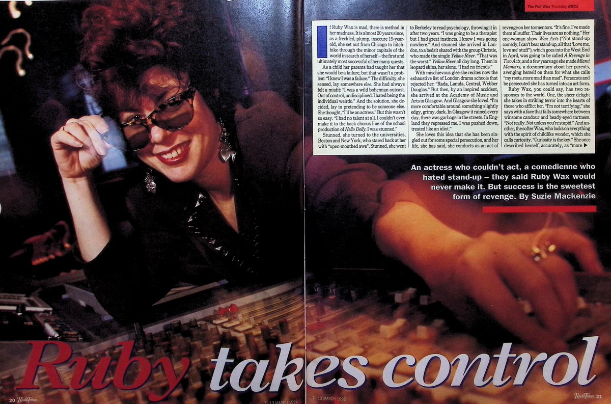 TvDidYouSee's tweet image. #OnThisDay 12 March 1992 📺TV Listings
#RubyWax meets #LaurenBacall in THE FULL WAX.
THE CAMOMILE LAWN, with #FelicityKendall, continues.
#SandiToksvig stars in THE BIG ONE.
Turner astounds Seth in #Emmerdale, and Arthur wants to surprise Pauline in #EastEnders.