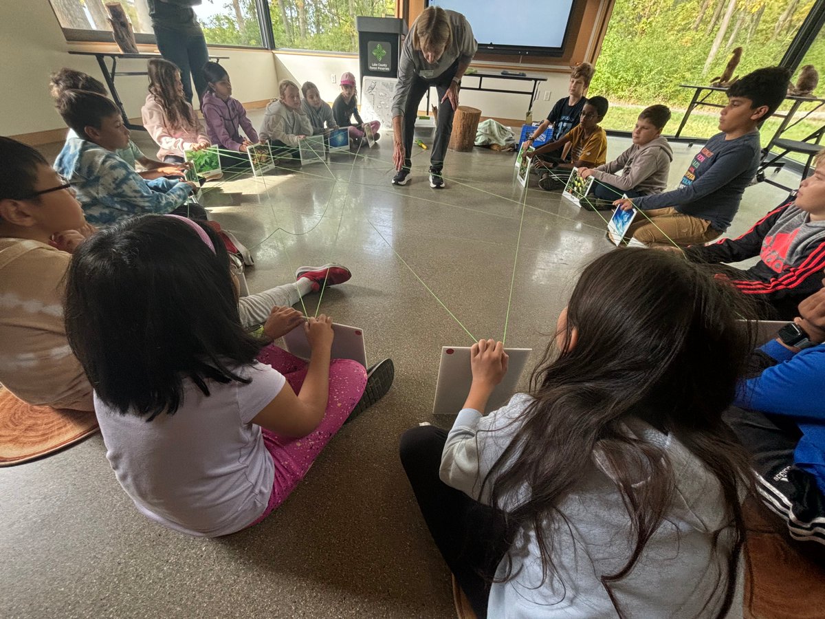 This 5th grade field trip had the kids ALLLLLL engaged! We LOVE outdoor learning... sure wish we could do more of it!