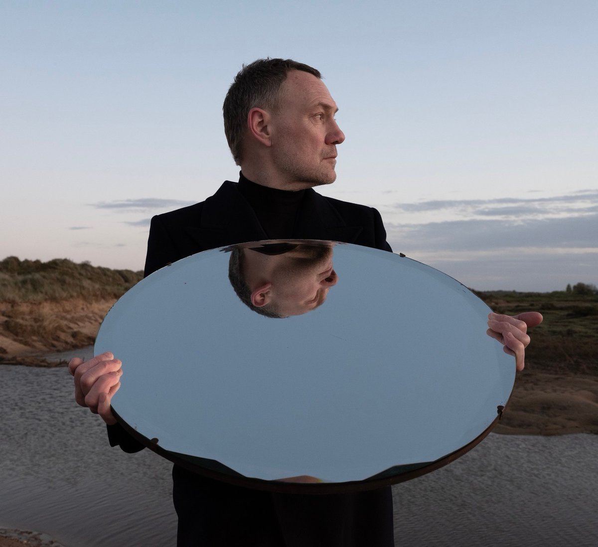 🚨 LAST MINUTE TICKETS 🚨

Singer-songwriter David Gray brings his Past &amp; Present World Tour to the Arena this Sunday, with support from Talia Rae 🎶 

Grab your tickets now via the link in our bio. Don't miss out!

📆 Sun 16 Mar 2025
🎫 atgtix.co/3MPMuwD