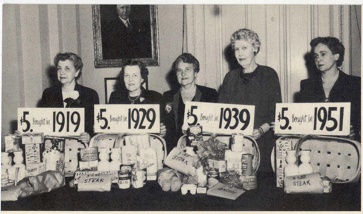 DrPopCulture tweet media