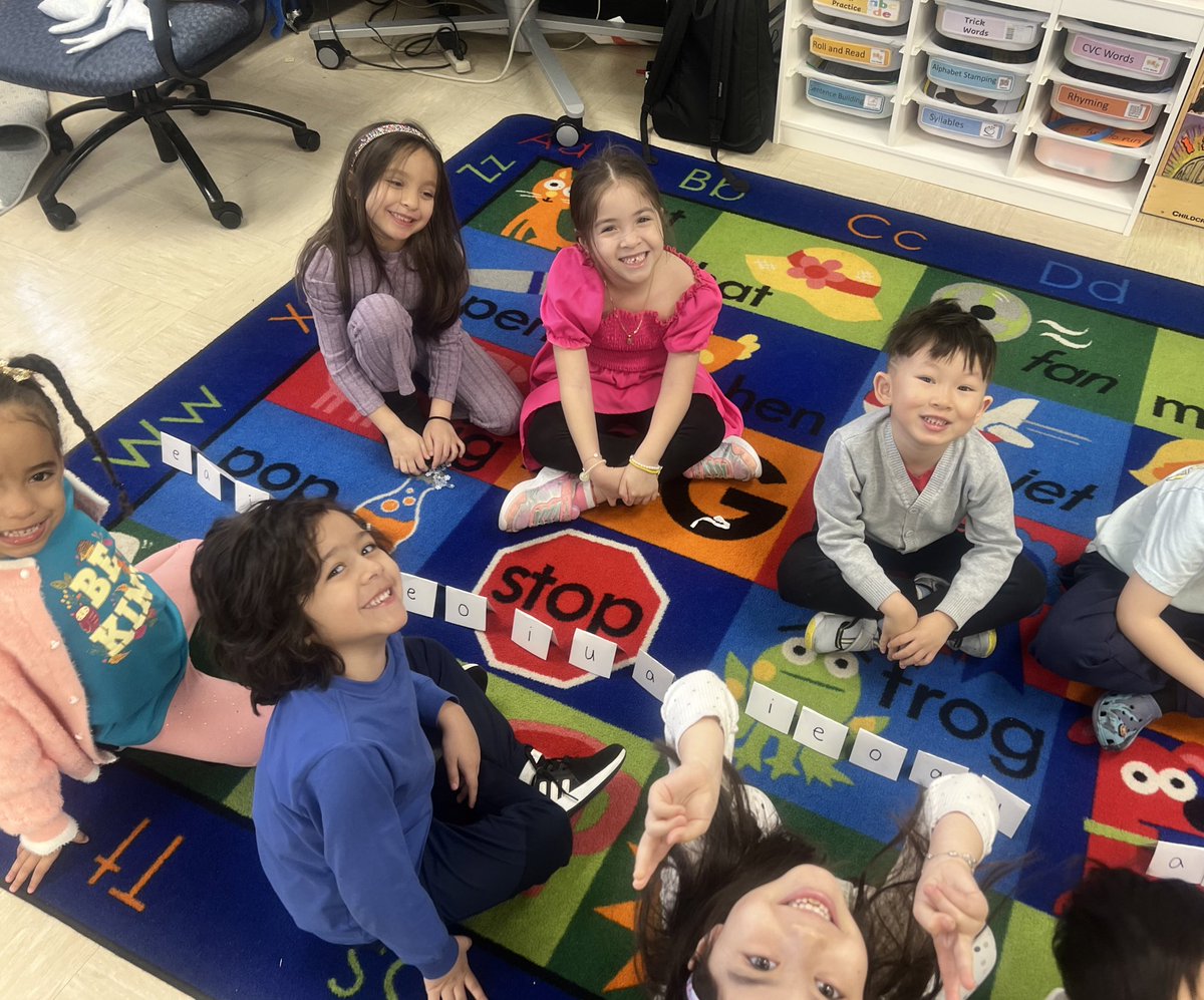 Meaghan Smith tweet media