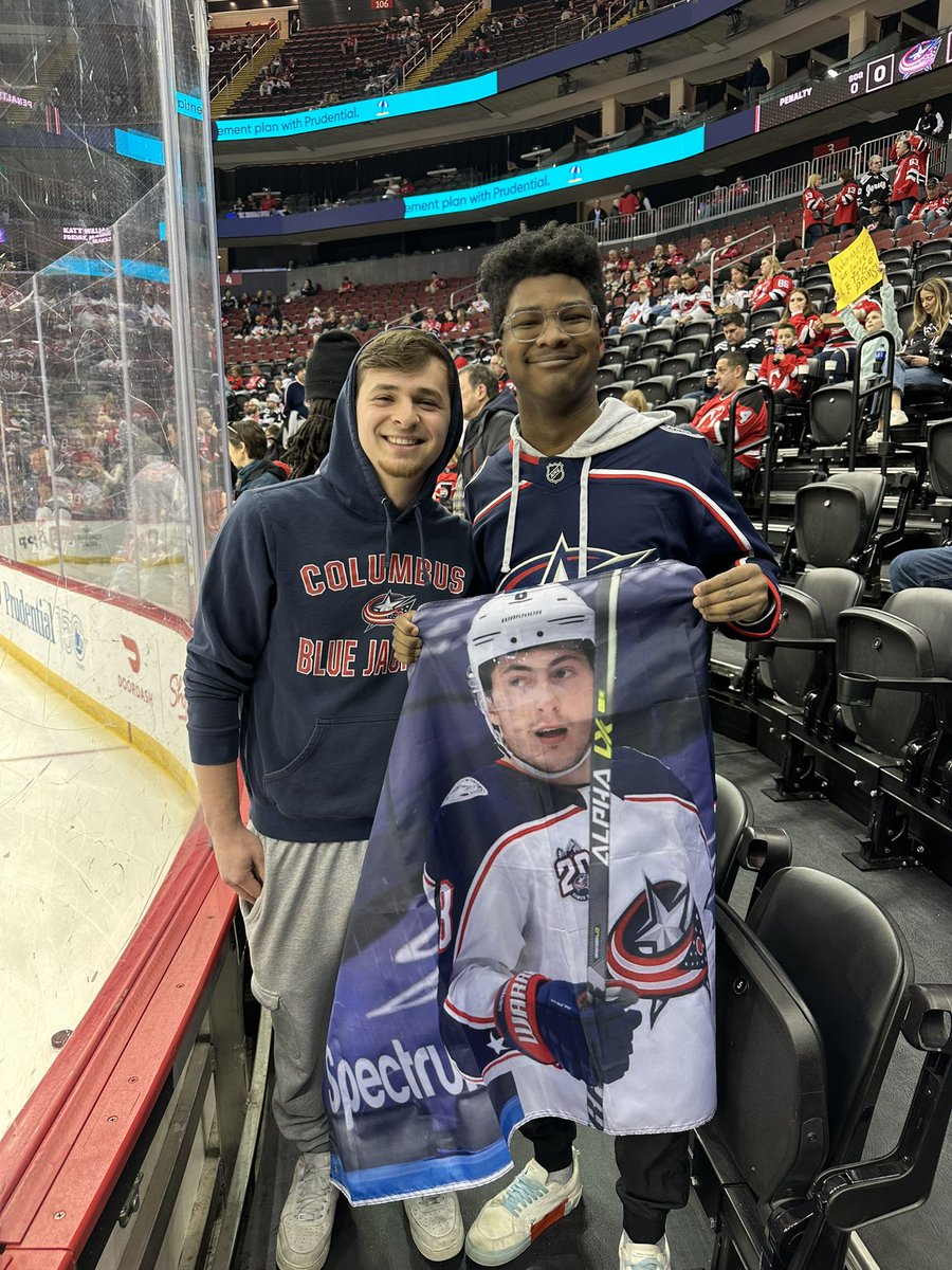 JacketsInsider's tweet photo. Have some big Z fans here at the Prudential Center. Fair to say Zach noticed; he’s going home with a signed Werenski stick. #CBJ https://t.co/KxdgTNqXIu