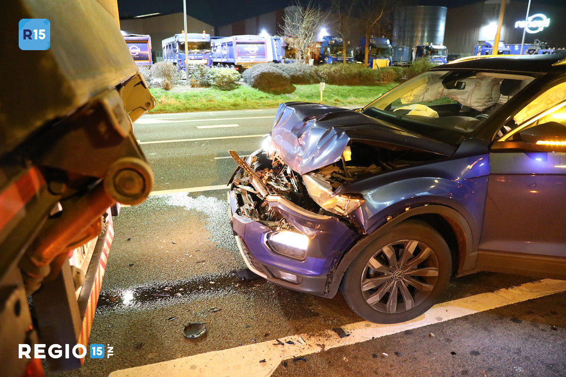 Achteropaanrijding op N211 bij Wateringen