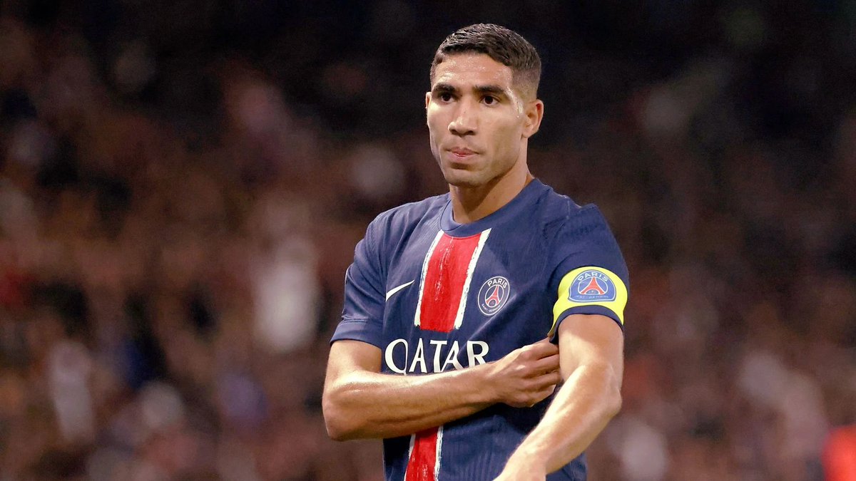 ciyiei's tweet photo. se fueron las "superestrellas" pero llego la MISTICA

El mejor psg de la historia https://t.co/CIjclCxOES