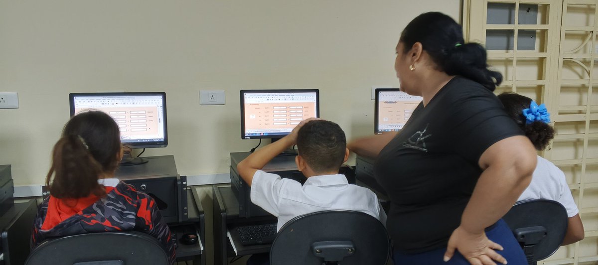 #11Marzo | Operaciones Matemáticas (Las propiedades de la Multiplicación) ✖️🧮 Que nuestros niños y niñas aprendan a resolver problemas de manera eficiente y precisa. Dirigido a 5to grado "A" en el <a href="/CbitSofiadeH/">CbitSofiadeHurtado Soy @FundabitAragua</a>

#SomosFundabit #FundabitAragua #CBIT #tecnologíaseducativas