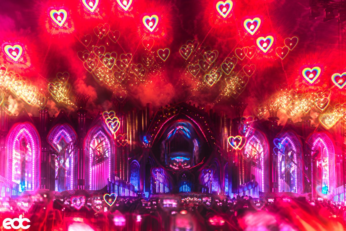 ¡Seguimos sin olvidar la magia de #EDCMéxico 2025! ⚡💗
¡Headliners vean la galería oficial en mexico.electricdaisycarnival.com! 💫🌈