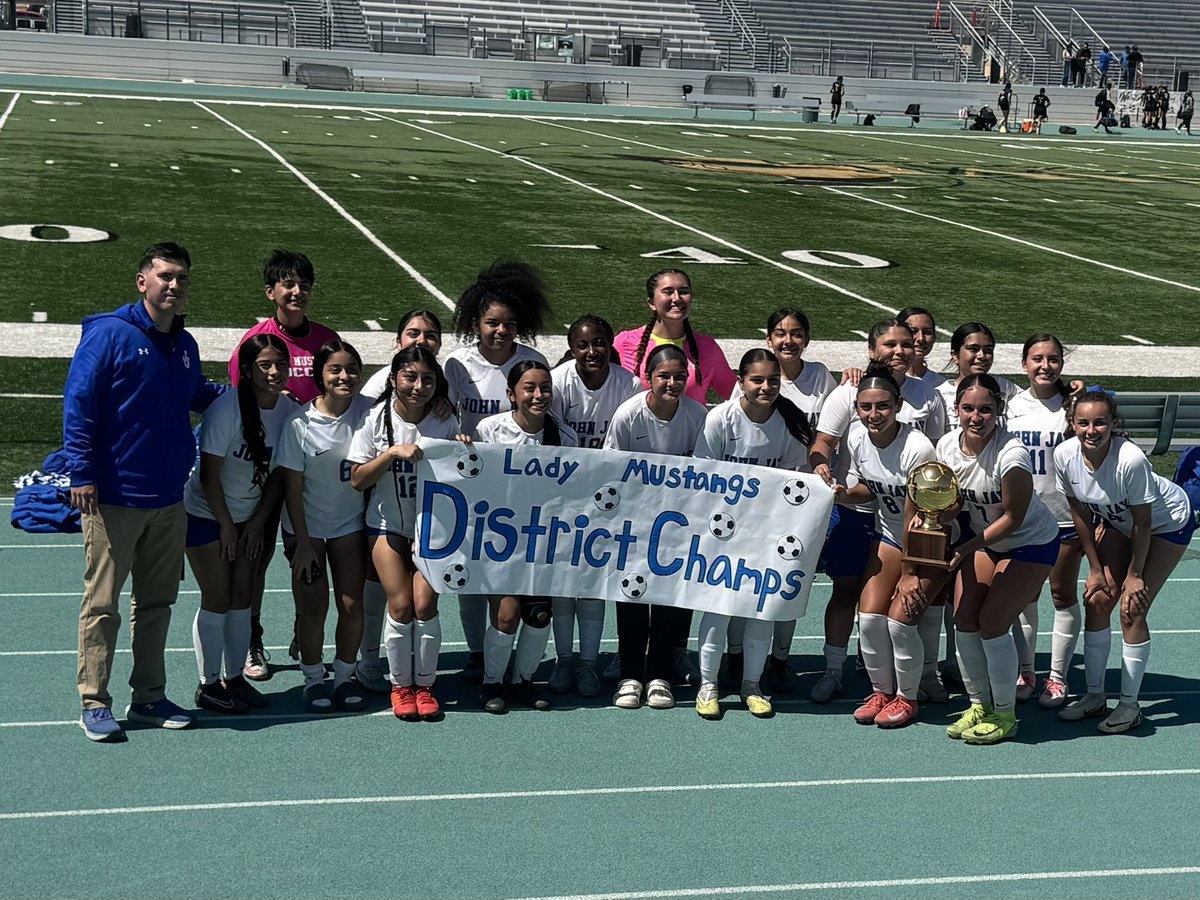 Larixsa Plascencia tweet media