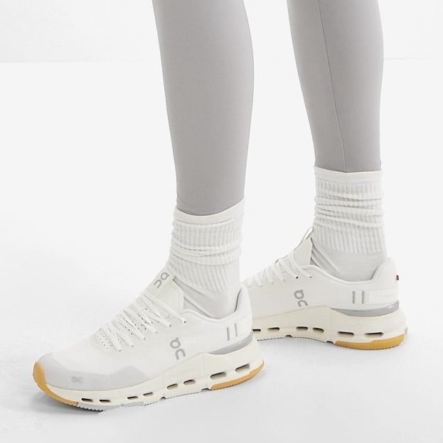 KicksFinder's tweet photo. Ad: Do you own a pair of On Running? Available via DSG
W On Cloudnova Form 2 "White/Ivory"
FREE shipping

>> https://t.co/cJtcDXRGn6 https://t.co/tRbE4m5DpB