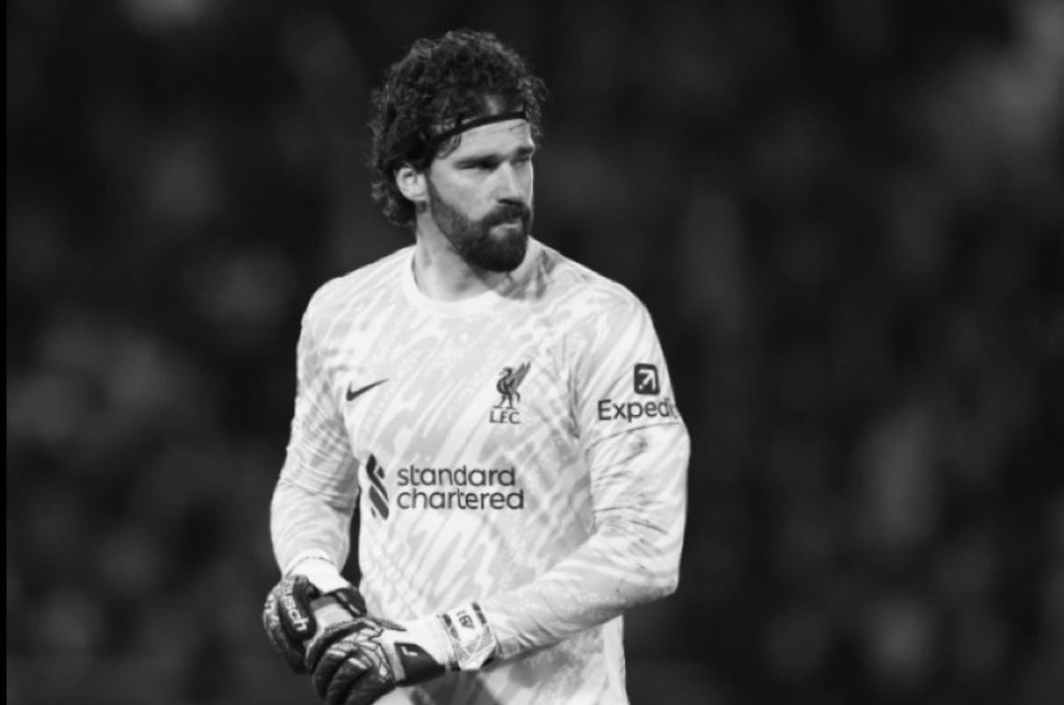 sulaiman444's tweet photo. اللاعب الوحيد الذي يستحق أن يقال له شكراً في الذهاب والإياب .. البقية مجرد أشباح وعاهات في الملعب !

شكراً أليسون . https://t.co/lt31zhAAEl