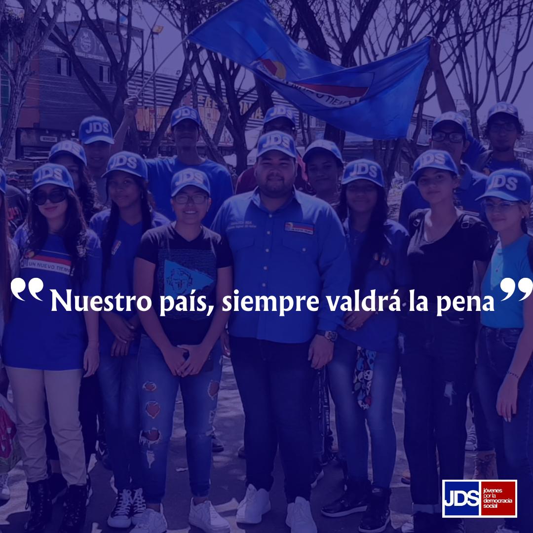 JDS__Lara's tweet photo. “Tu eres parte de Venezuela, la  Venezuela que lucha y que sueña.”
#Unt19AñosContigo https://t.co/wAemPtH3Yd
