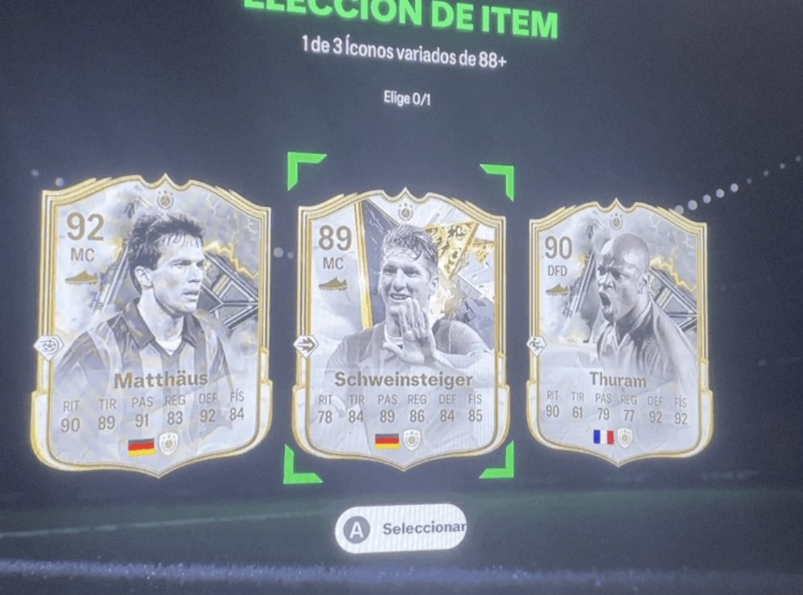 BrunooRoda's tweet photo. @FutSheriff Who fits better in my team, Matthaus or Thuram?? Valverde &amp; TAA both tradeable. https://t.co/prGPgXxjUr