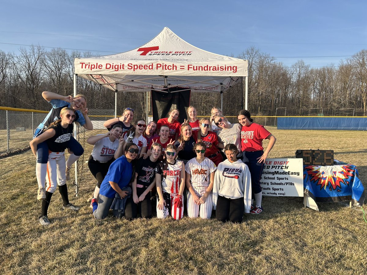 piquasoftball's tweet image. Fundraising closes at Midnight with @TripleDigitSP 

Help the ladies reach there goal!