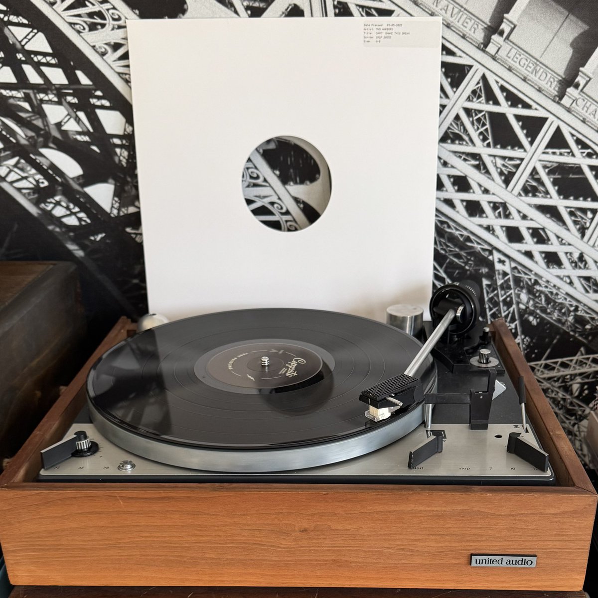 TwoHarbors's tweet image. Can’t Shake This Dream test pressings!