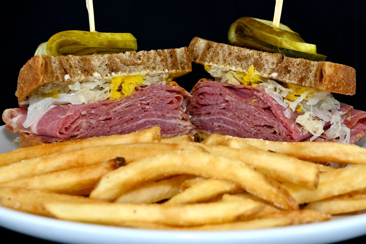 🔥 This Week’s Features Are Here! 🔥✨
🍖 Braised Lamb Shank 
🥪 Corned Beef Sandwich 
🍕 Potato Pizza 
Available this week only! Come in and treat yourself before they’re gone.
#WeeklyFeatures #BraisedLamb #CornedBeef #PotatoPizza #EatLocal