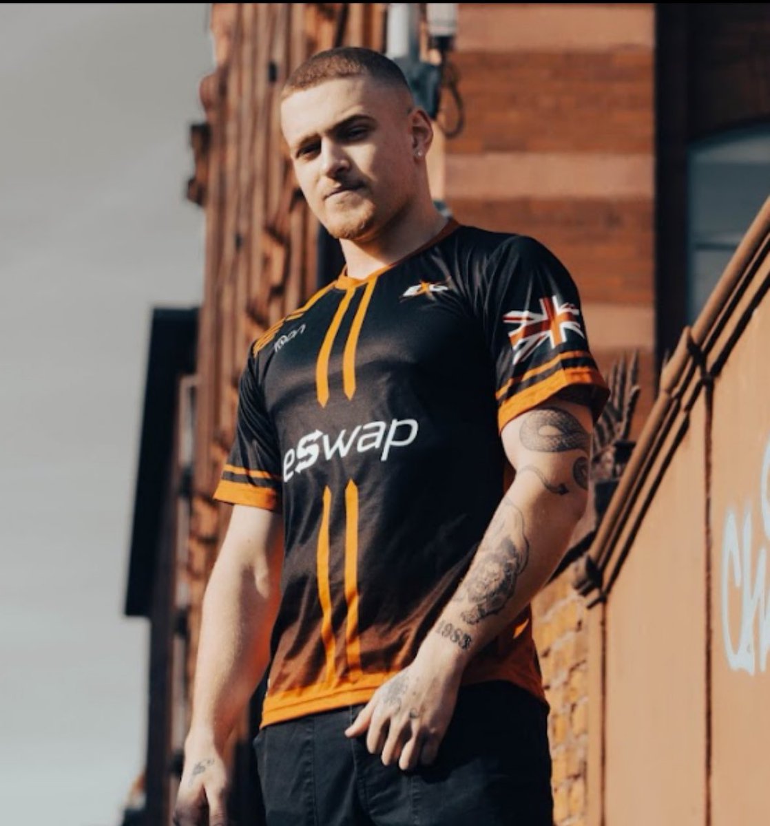 ChaoticMuch tweet media