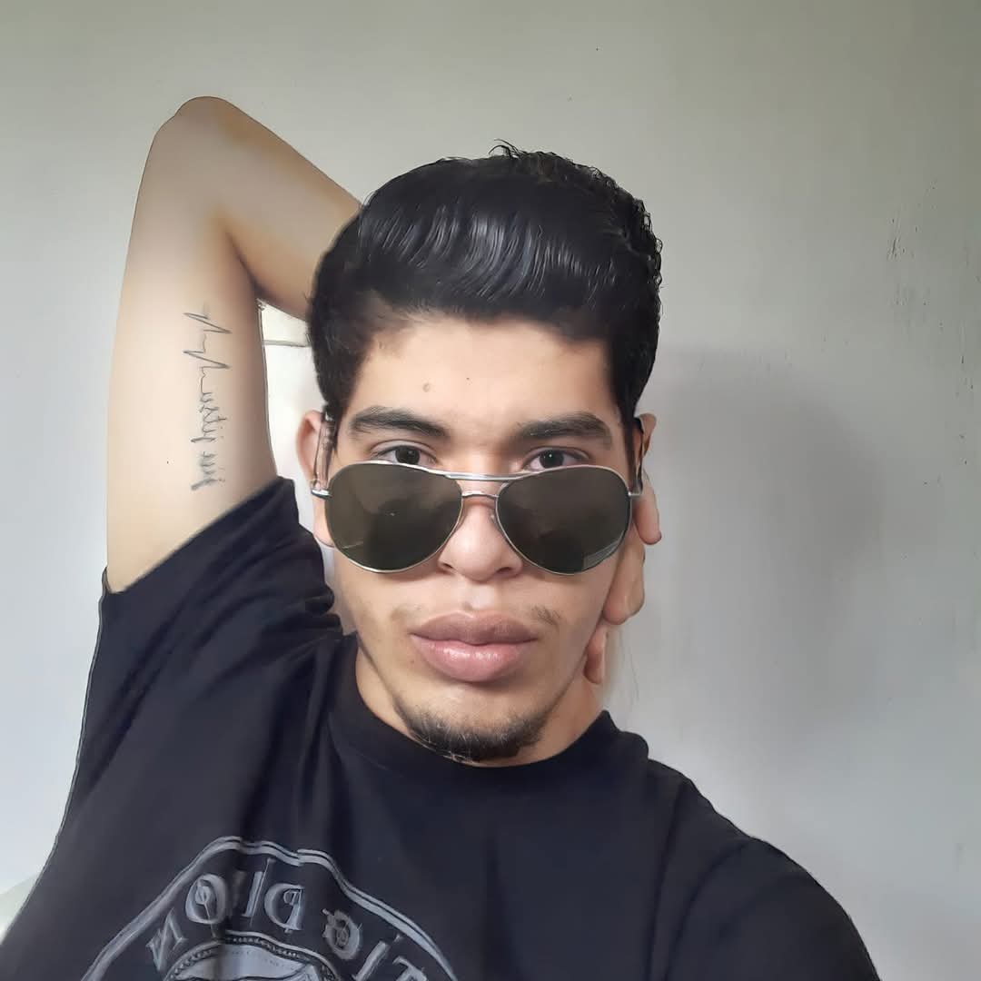 Gabriel + (@bieeloriginalgp) on Twitter photo 