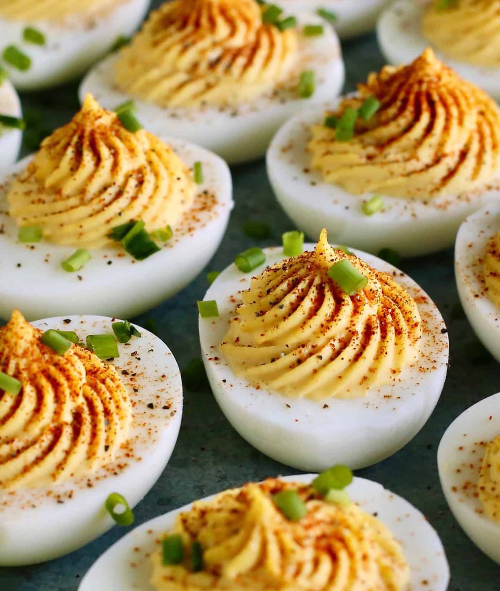 _we_love_food's tweet photo. Deviled Eggs ➡️ Delicious or Disgusting? https://t.co/niDX44byTo