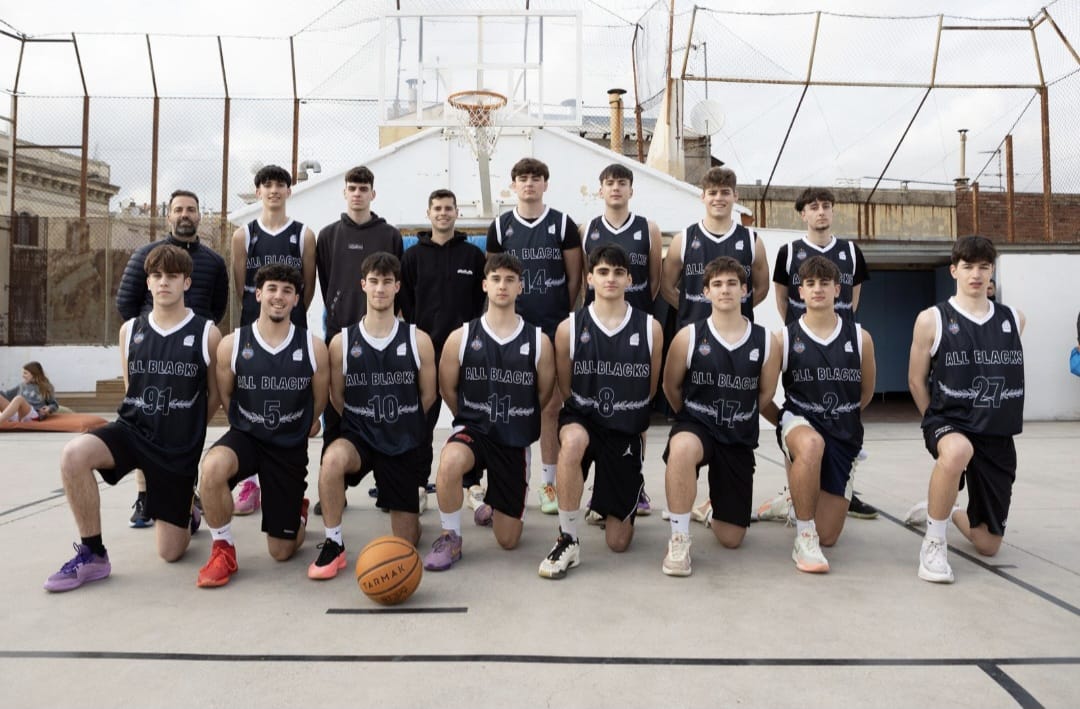 Malgrat la derrota d'avui a la <a href="/CopaColegialCat/">Copa Colegial Catalunya</a>  us donem les gràcies per aquests dos anys de victòria rere victòria.  Ens heu fet gaudir de valent! Orgull d'equip 🥰  Força Llauna! Tornarem!  💪