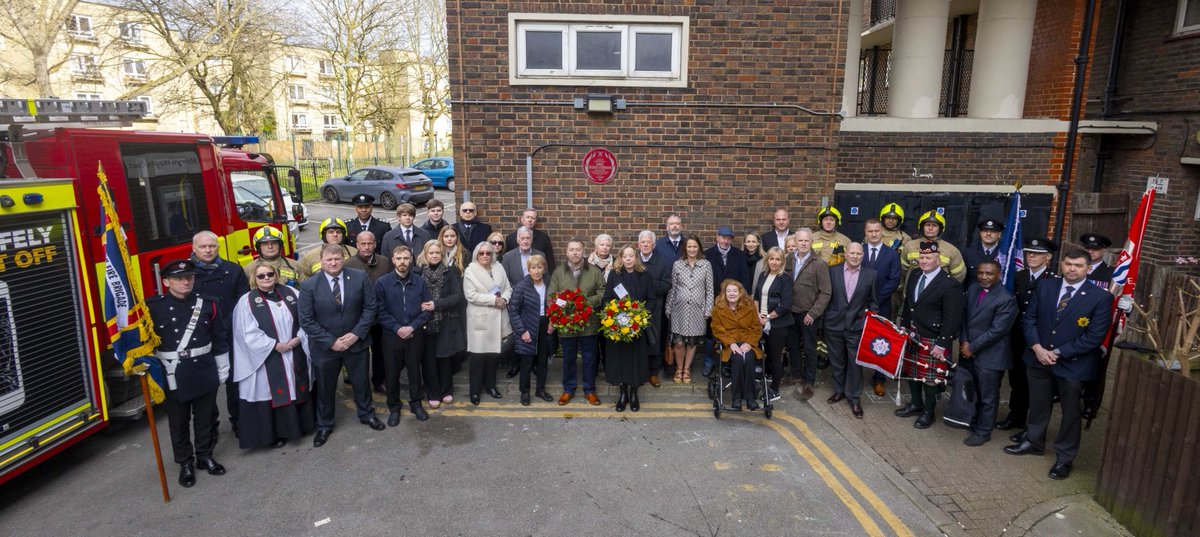 LondonFBU's tweet photo. Today we unveiled a Red Plaque for Daniel O’Donovan of Euston Fire station who gave his live in the line of duty on Hilldrop Crescent.

#WeRemember https://t.co/3FXIFZU2Ug