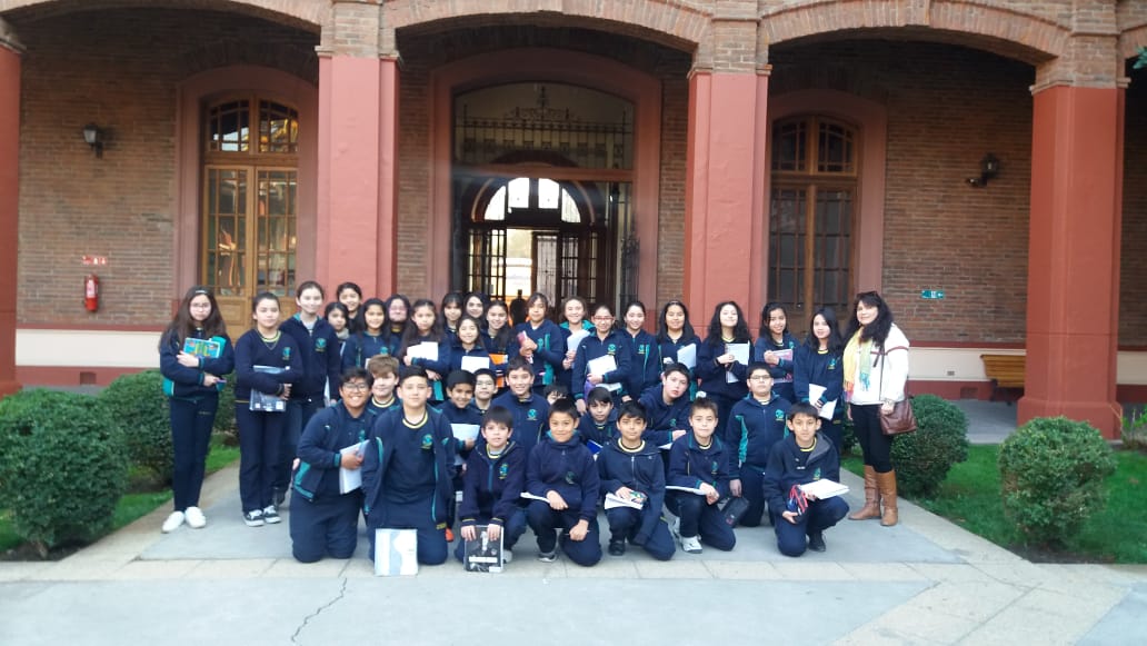 Estimados profesores 👩‍🏫👨‍🏫:
Ya se encuentra abierto el calendario de visitas guiadas a establecimientos educacionales 2025 del <a href="/MHMChile/">MHM CHILE</a> 
Las visitas tienen una duración de aproximadamente de 50 minutos en sala y son gratuitas. Más info en facebook.com/mhmchile