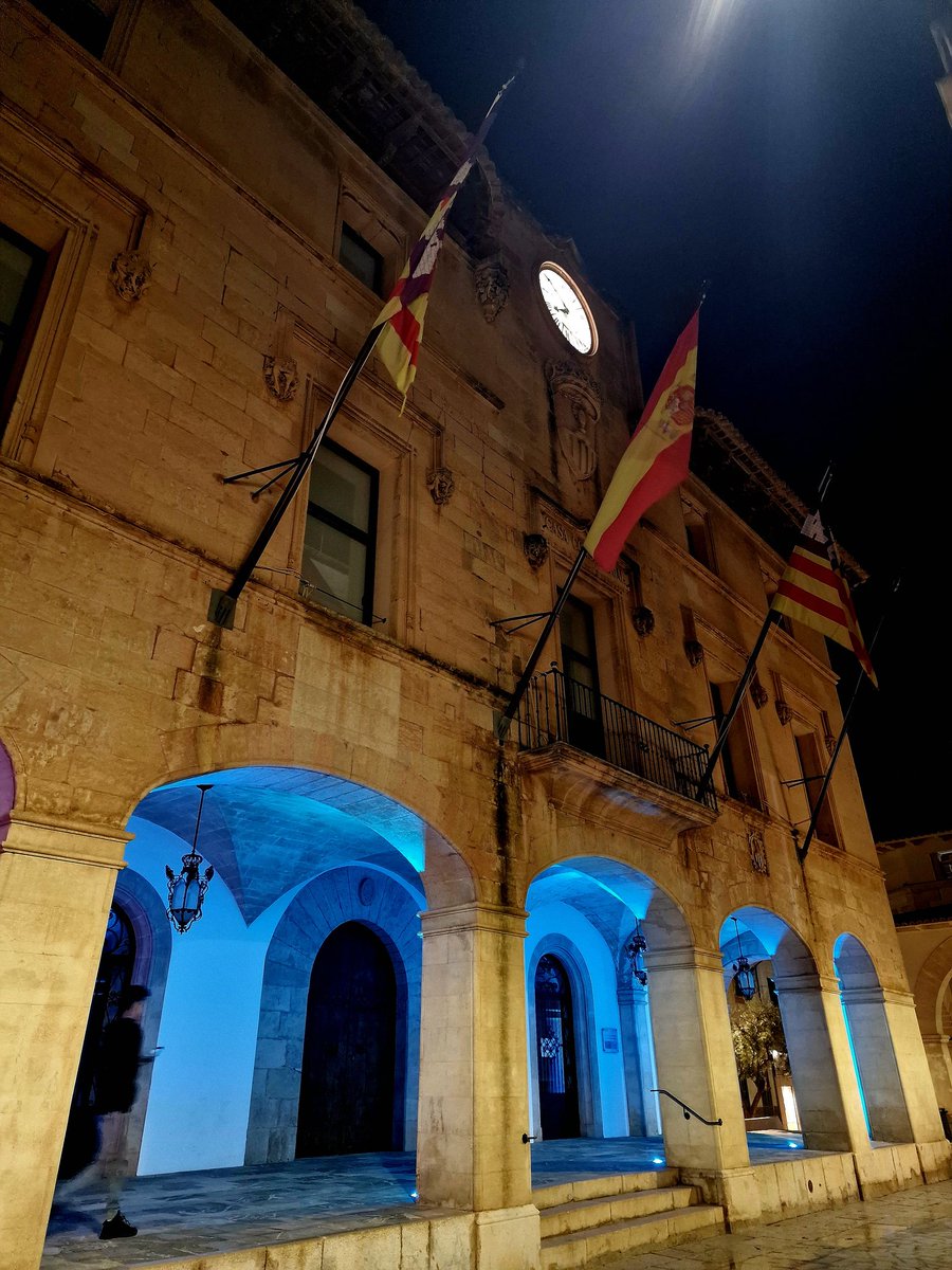 toninadalurrea's tweet image. La sala.