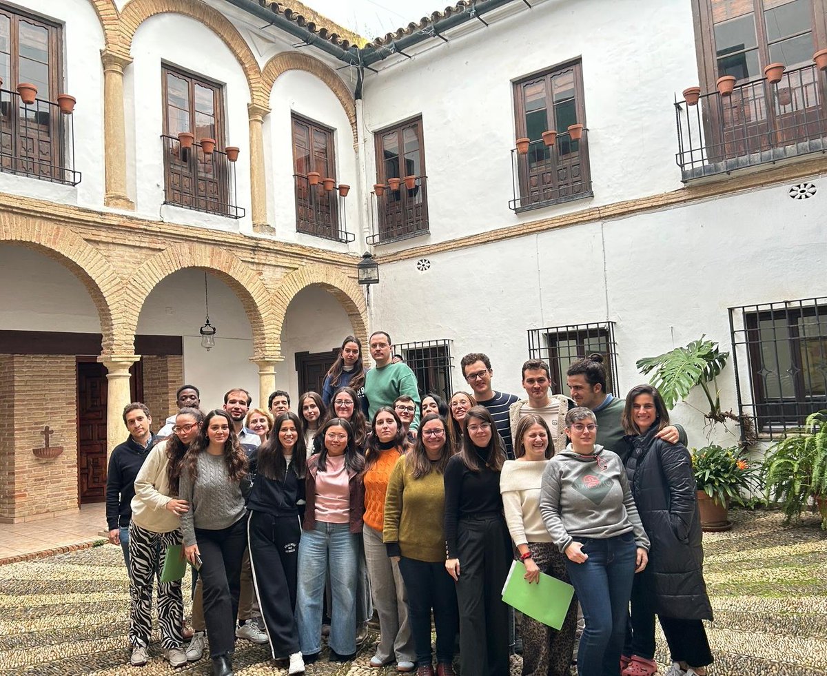 acitjoven's tweet photo. Este fin de semana, del 7 al 9 de marzo, en la sede de Córdoba, hemos tenido un nuevo encuentro de interioridad para los militantes del movimiento 💚😊 https://t.co/W9x4Dh5dtY