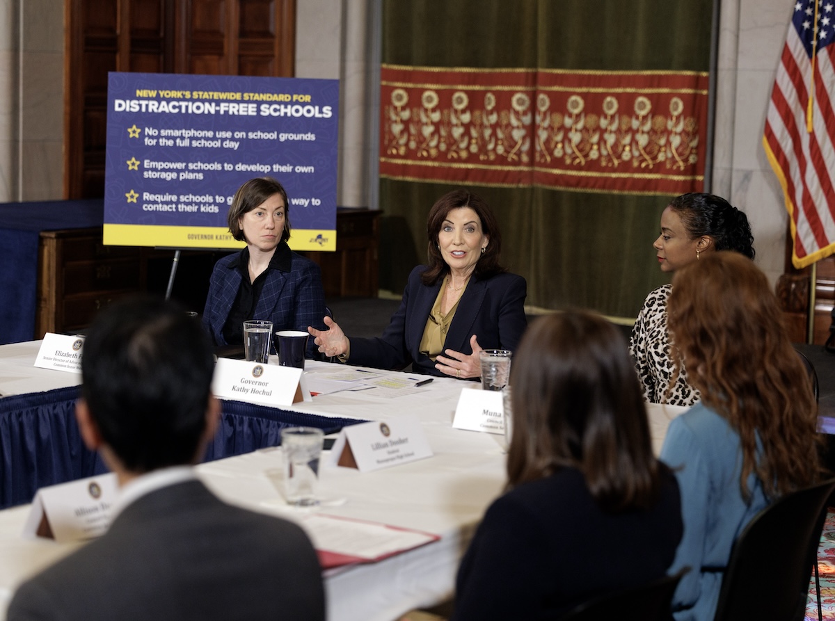 Governor Kathy Hochul tweet media