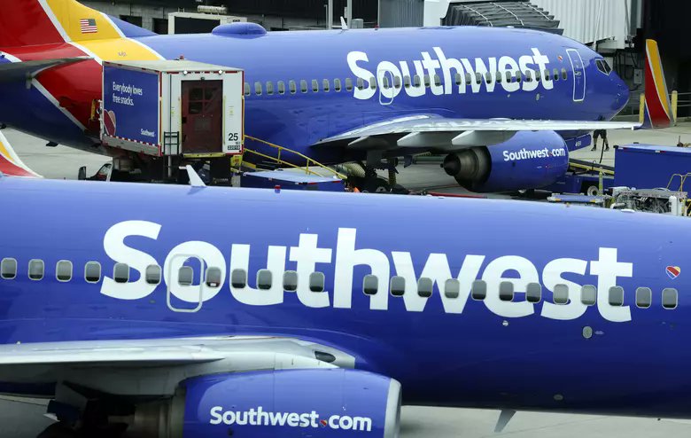 Everybody heading over to Delta and American Airlines since Southwest removed Free checked bags 
News update :fily.site/o72E3
#Southwest #America #Bags