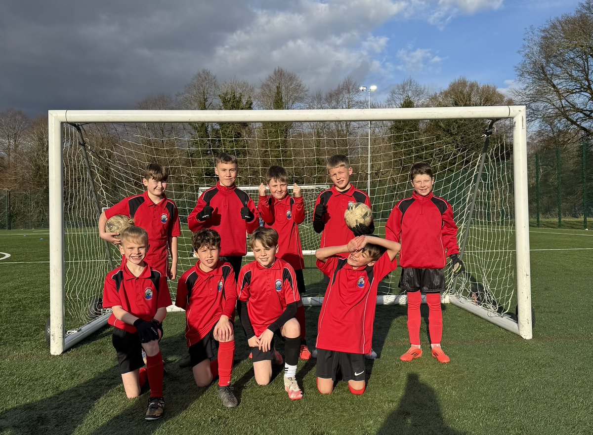Some excellent football on show this afternoon from the year 5 <a href="/linsladeschool/">Linslade School</a> boys teams ⚽️ they represented the school brilliantly 👏🏻

They finished the tournament in 3rd place 🥉

MVP’s voted by player’s - Harrison &amp; Alden 🏆

<a href="/LLSSP/">Leighton-LinsladeSSP</a> <a href="/PMStock11/">Phil Stock</a> <a href="/mjpGibbs/">Mark Gibbs</a> <a href="/CLTSports4/">CLT Sports</a>