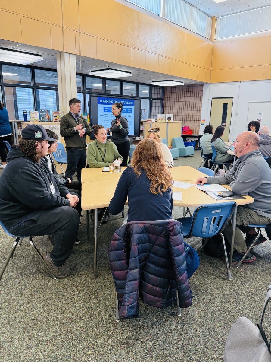 CityLabRevere's tweet photo. Thank you to all our visitors who took the time to get to know our students, school model, and community today! ☀️ @BarrFdn 

#CityLab #cityasalab #STEAM #community #engagement #schoolvisit #panel #studentpanel #partnership @RPS_Super https://t.co/H8tRVd0ywY