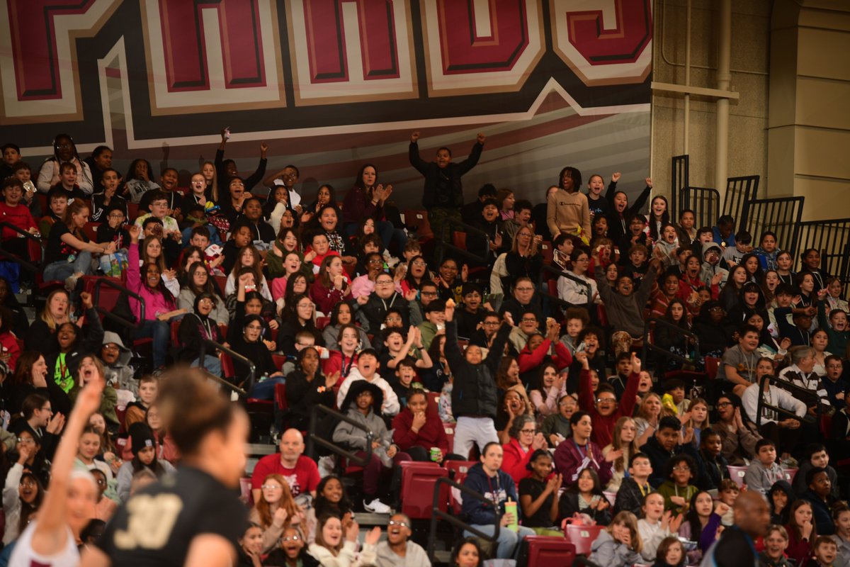Lafayette WBB (@lafayettewbb) on Twitter photo With our season coming to an end last night, we want to give a big thank you to all of you fans for your support this season! 🏀❤️
Special shoutout to our seniors! Thank you for your tireless commitment and leadership to our program🫶
#RollPards | #ClimbTheHill | <a href="/GoLeopards/">Lafayette Athletics</a> With our season coming to an end last night, we want to give a big thank you to all of you fans for your support this season! 🏀❤️
Special shoutout to our seniors! Thank you for your tireless commitment and leadership to our program🫶
#RollPards | #ClimbTheHill | <a href="/GoLeopards/">Lafayette Athletics</a>