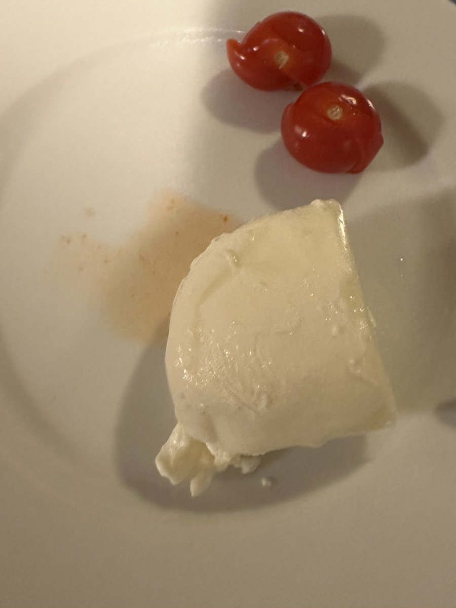 neph1limlv's tweet image. Legga #mozarella