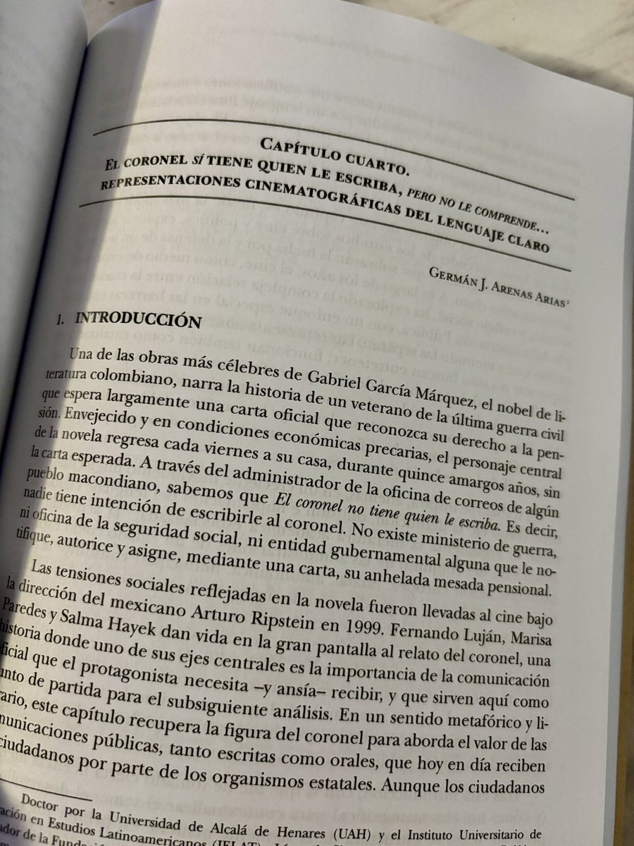 La burocracia en el cine es un personaje en sí mismo

⚠️impenetrable
⚠️absurdo 
⚠️a veces, despiadado

En este nuevo libro escribo sobre cómo el cine ha proyectado la lucha por entender a la administración pública y sus tensiones con la ciudadanía. 🎬📖

🌐dykinson.com/libros/cine-li…