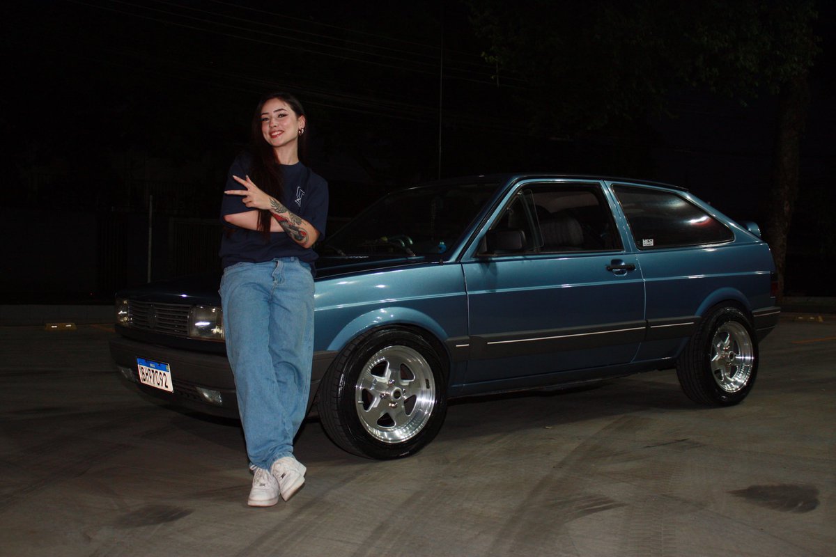 não adianta só ser bonita, o carro também tem que ser 😋
