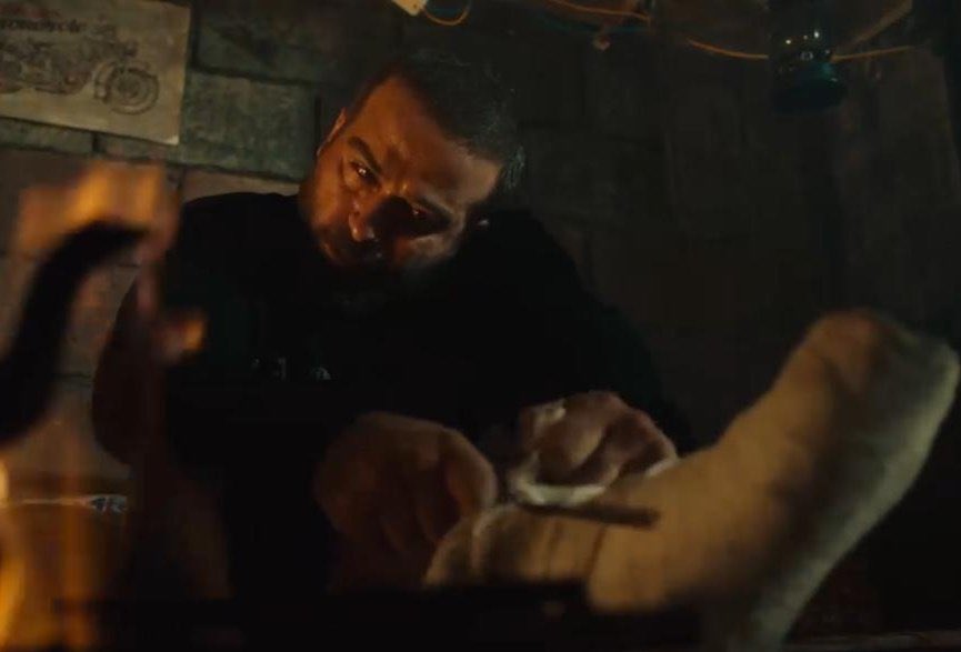 shababiik's tweet image. حلقة اليوم من البطل هي الأفضل 
فيها حوارات ومشاهد كثير جميلة ما تمنيت تخلص ، الممثلين السوريين مبدعين متى ما توفر مخرج ممتاز ونص يحترم المشاهد قادرين يوصلون لك احساسهم