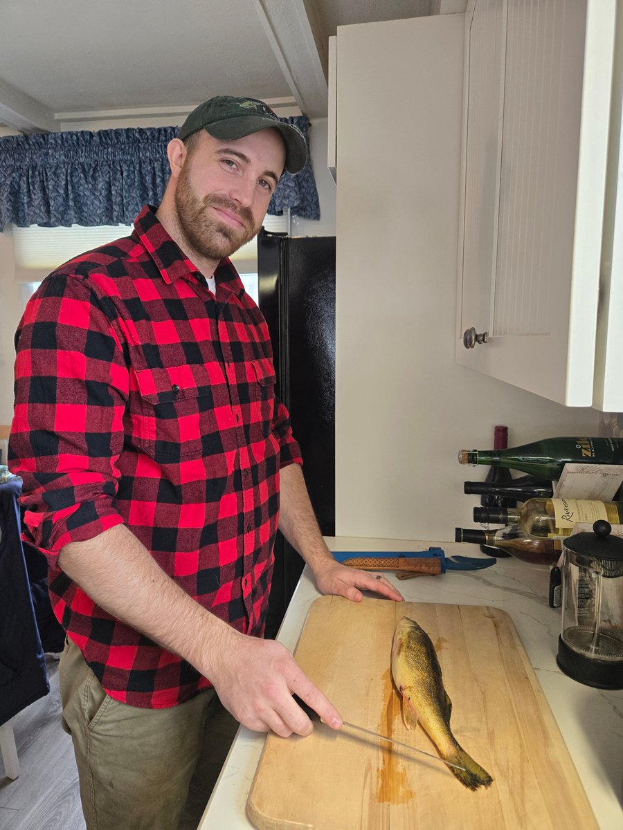 Sam Peterson, <a href="/WDNR/">Wisconsin DNR</a>, talks about filleting fish and more on the latest Fish Dish #podcast. Listen here: seagrant.wisc.edu/audio/the-fish…