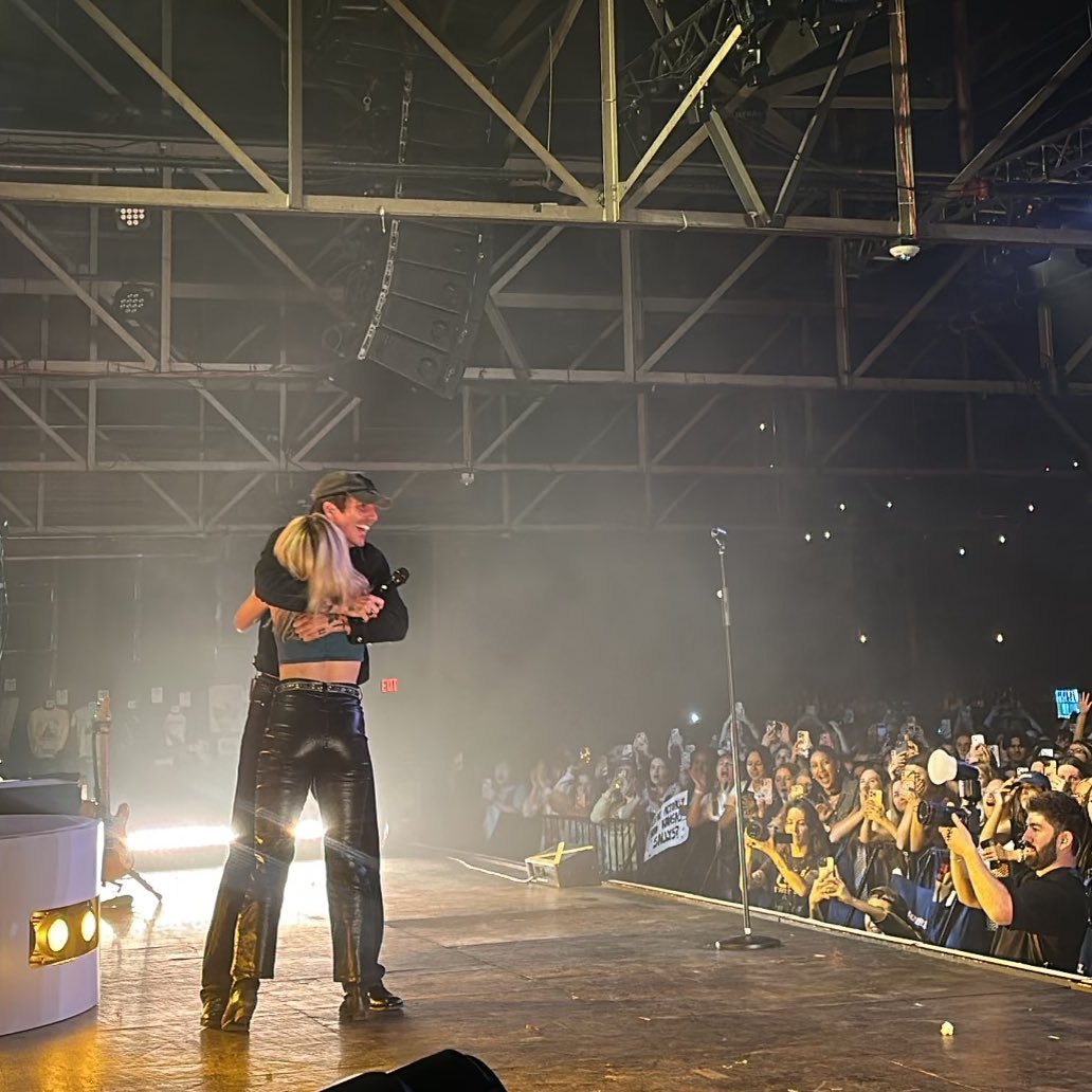 ashemusic's tweet image. When Harry met Sally…