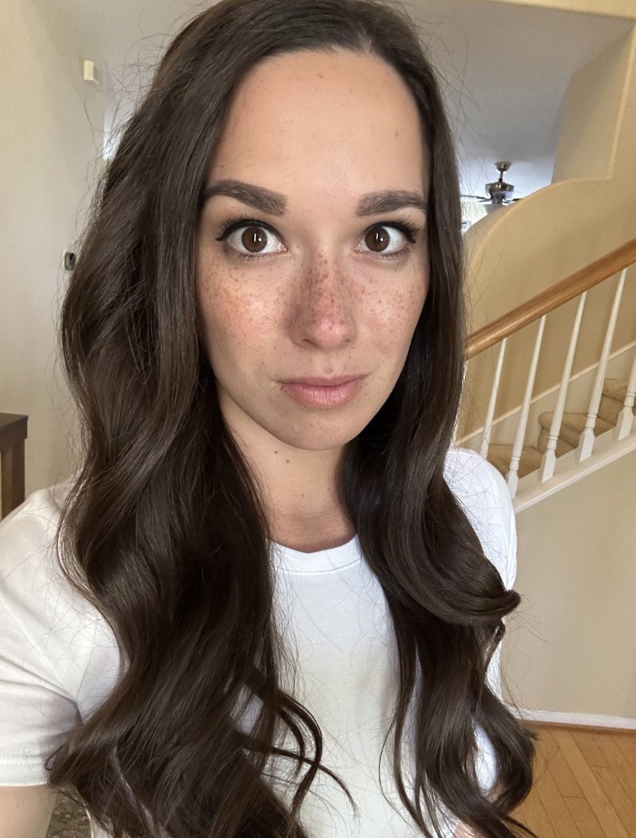 ArayaAlana's tweet photo. 🥰 I couldn’t be happier that it’s starting to feel like summer. https://t.co/9QeJhbw6Z9