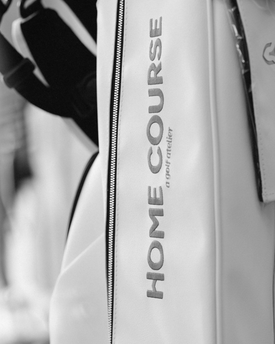vesselgolf's tweet image. "We believe everyone is a VESSEL, carrying something within. When you walk into a room, you bring joy, love, and energy." – Founder &amp;amp; CEO Ronnie Shaw

#VesselGolf #CraftedForTheDriven