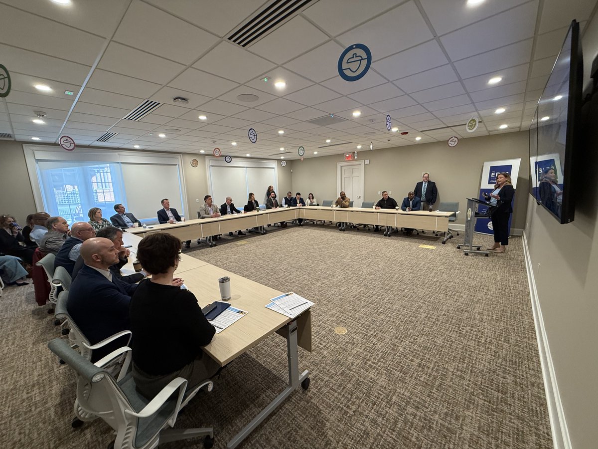 InfiniteErie's tweet image. Infinite Erie helped to convene leaders yesterday for a discussion about the exciting @Millcreektown Presque Isle Gateway District. They shared potential steps forward, discussed what’s planned already & shared their vision for a vibrant Gateway District.
ow.ly/rFGC50VfH4y