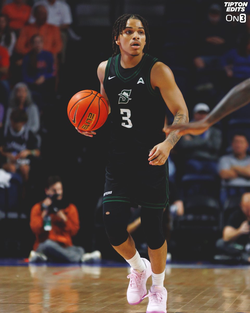 Stetson guard Mehki Ellison is entering the transfer portal, he tells <a href="/On3Recruits/">On3 Recruits</a>. 

The 6-0 junior from Flint, Michigan averaged 14.6 PPG this season. Shot nearly 37% from three. Scored 23 points on LSU and 15 on Florida this year. 

on3.com/transfer-porta…