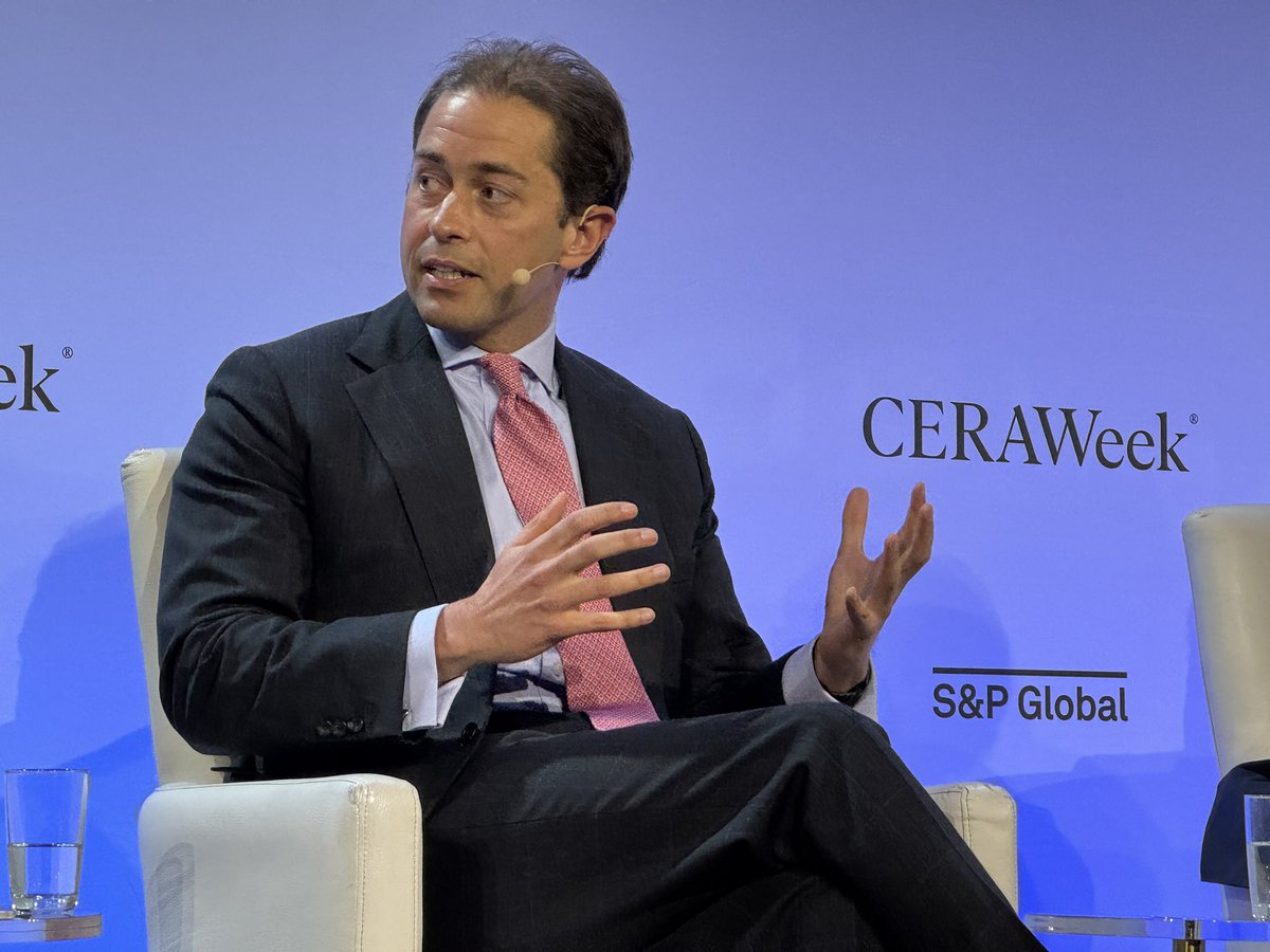 Trafigura CEO Richard Holtum: "We think that by as early as 2027 -- AI electrical power consumption will be greater than EV electrical power consumption on a global basis."

#CeraWeek #LNG #NatGas #ONGT #Shale #OOTT #Houston #DataCenters