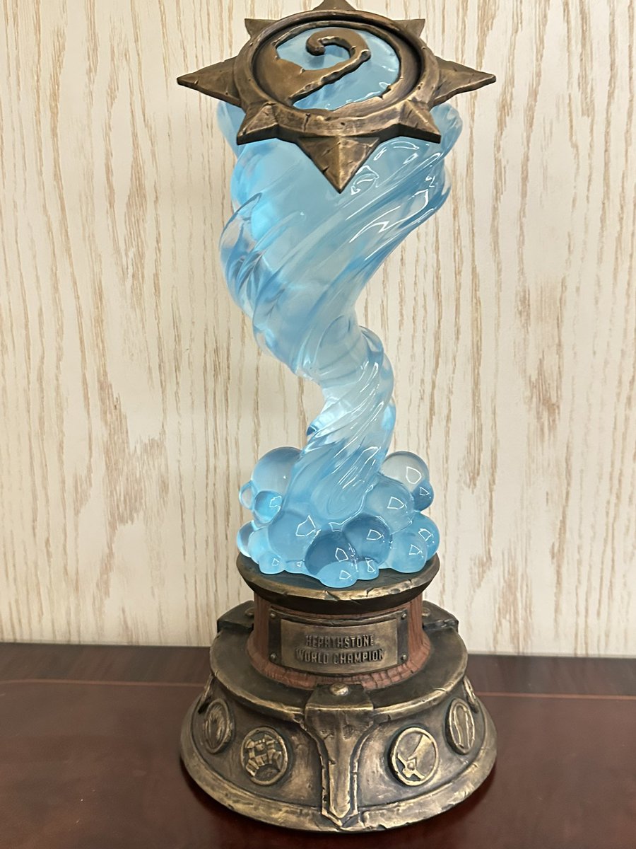 陌路烟明 tweet media