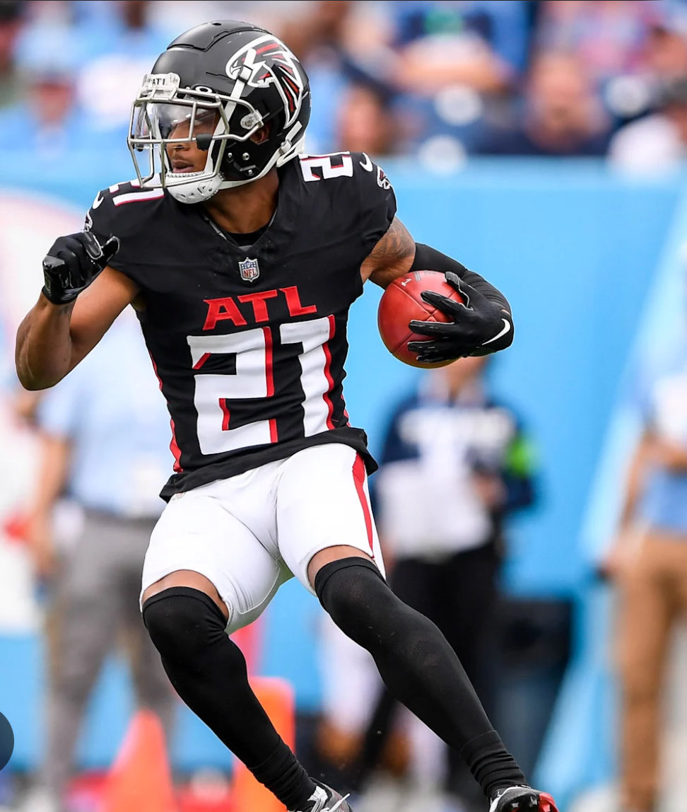 Corner Mike Hughes headed back to the #Falcons on a three-year, $18M deal, per source. 

Hughes started 15 games for Atlanta last season.
