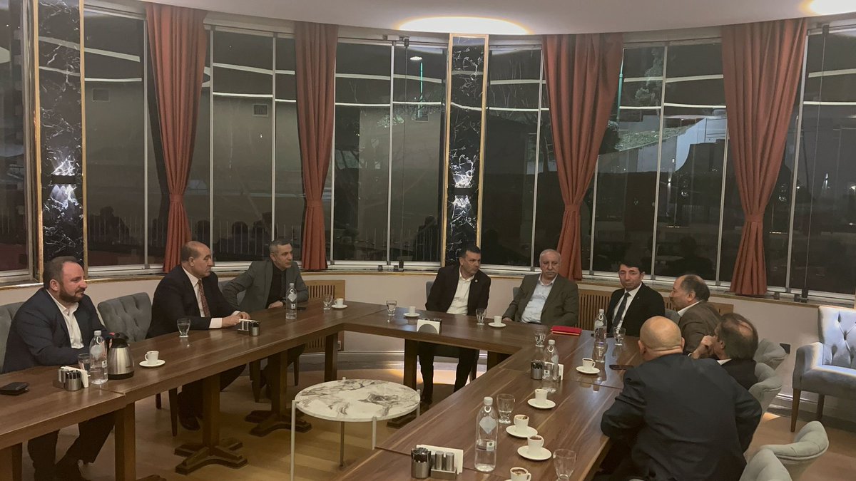 Kars Ardahan Iğdır Eğitimciler Derneği olarak düzenlediğimiz iftar programına katılan Tüm Kalkınma İş Adamları ve Girişimciler Derneği Genel Başkanı Sayın Nihat Tanrıkulu’na teşekkür ederiz. Katılımlarıyla bizleri onurlandırdılar. <a href="/tumkiad/">TÜMKİAD</a>  <a href="/nihat_tanrikulu/">Nihat Tanrıkulu</a>